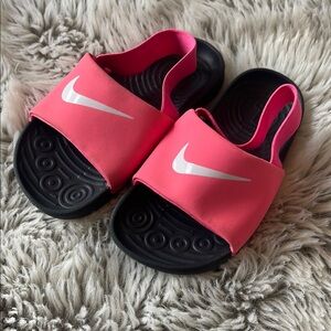 Nike Toddler girl Pink and Black Slide Sandals